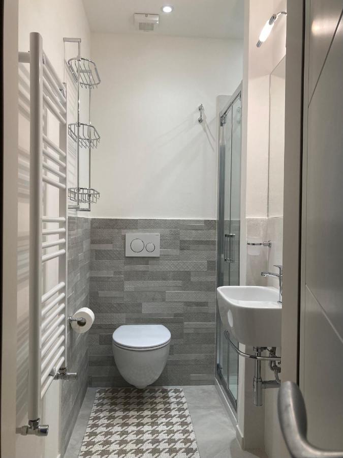 Siena Uptown - Sabrina'S Charming Apartment מראה חיצוני תמונה